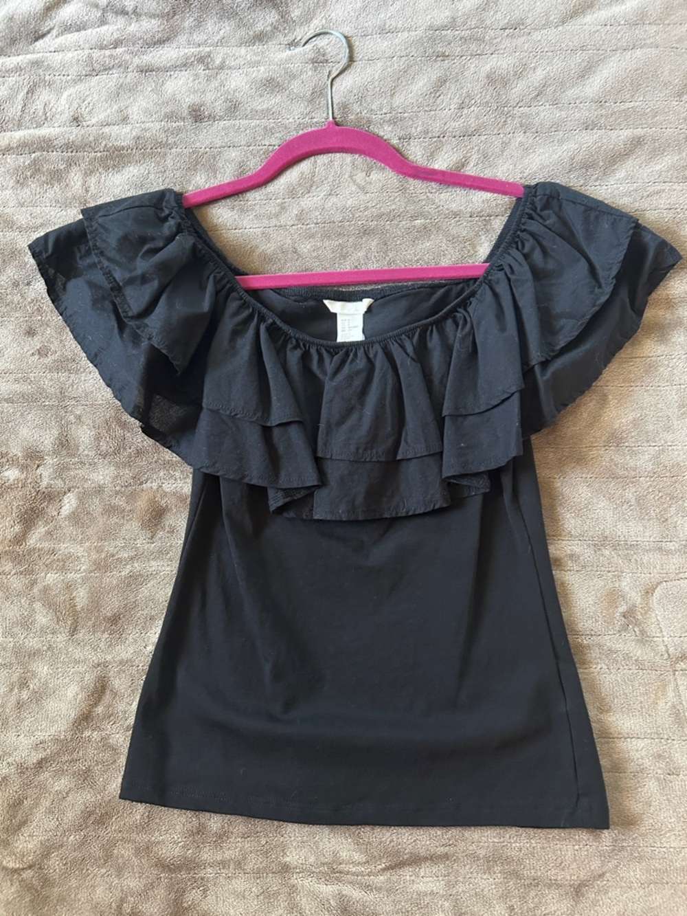H&M Black Ruffle Crop Top